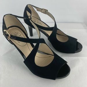 Life Stride Soft System Maria Black Heels Sz 8.5
